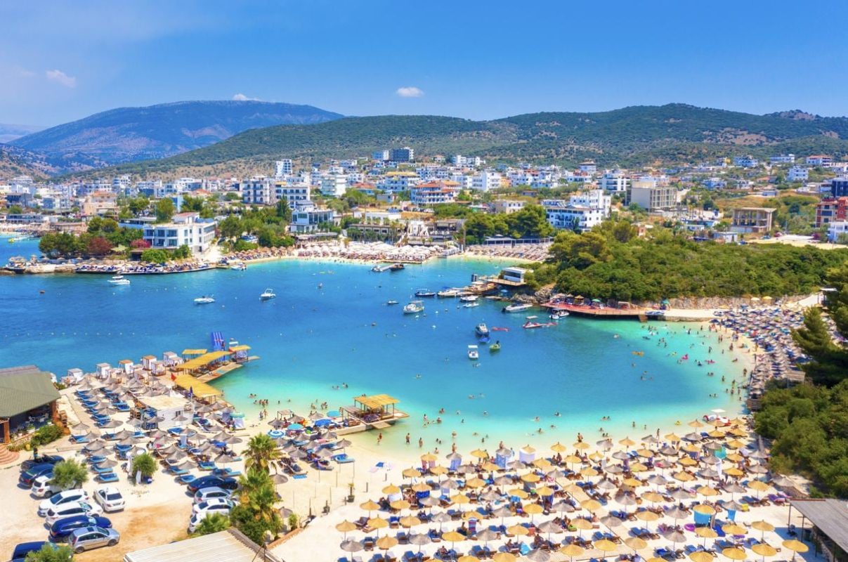 These Are 3 Of The Cheapest Fall Destinations To Visit This Year